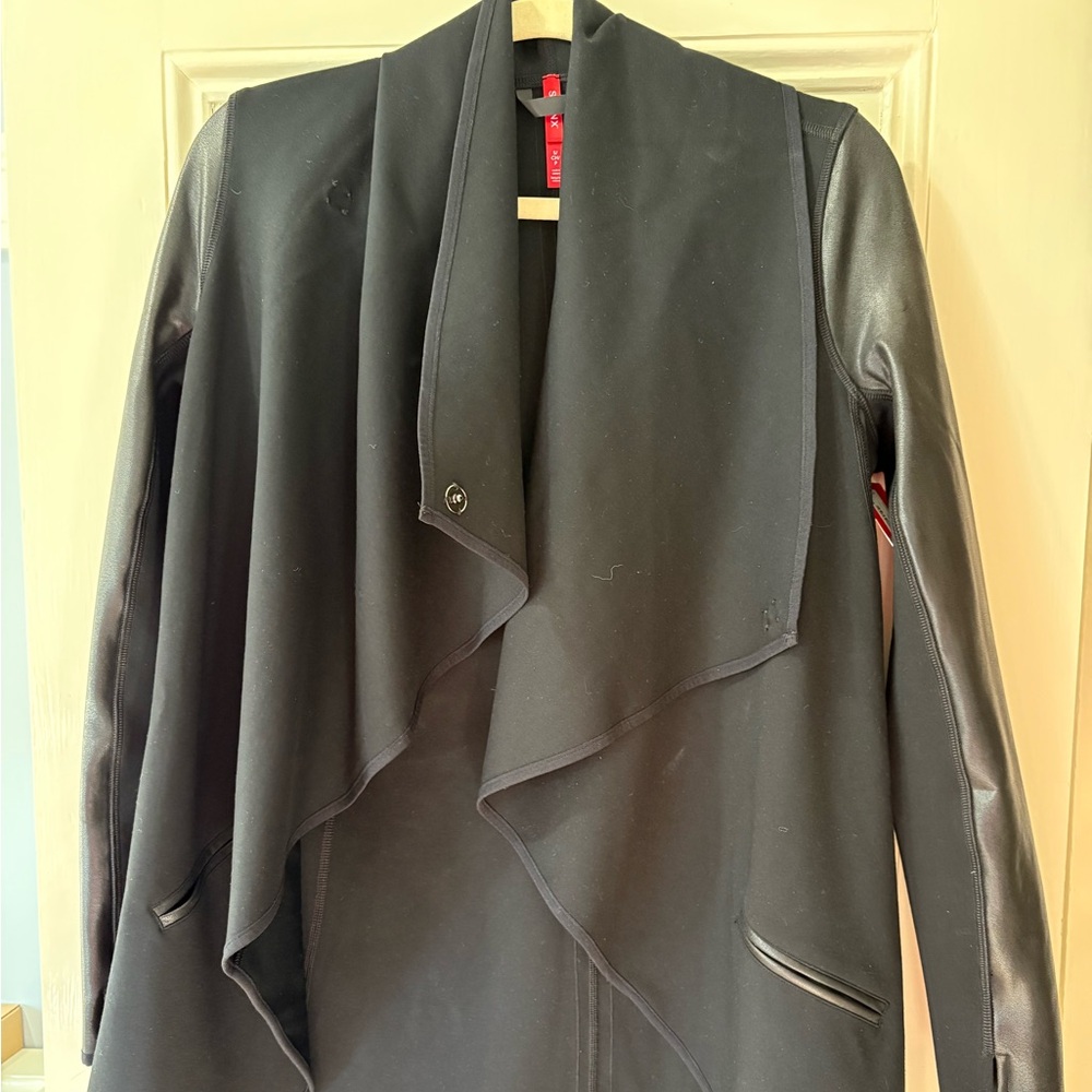 NWT Size Small Spanx Jacket